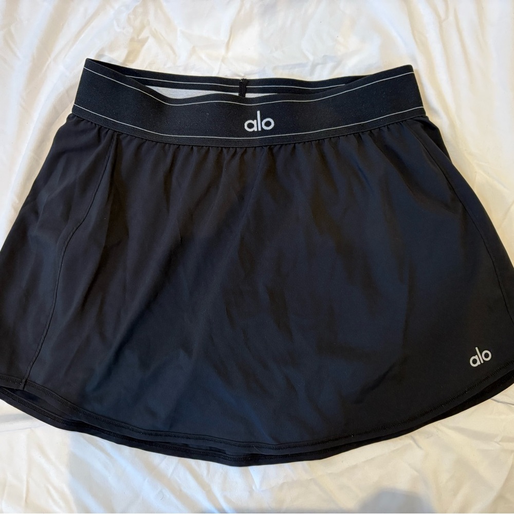 ALO Yoga Women's Black Skirt